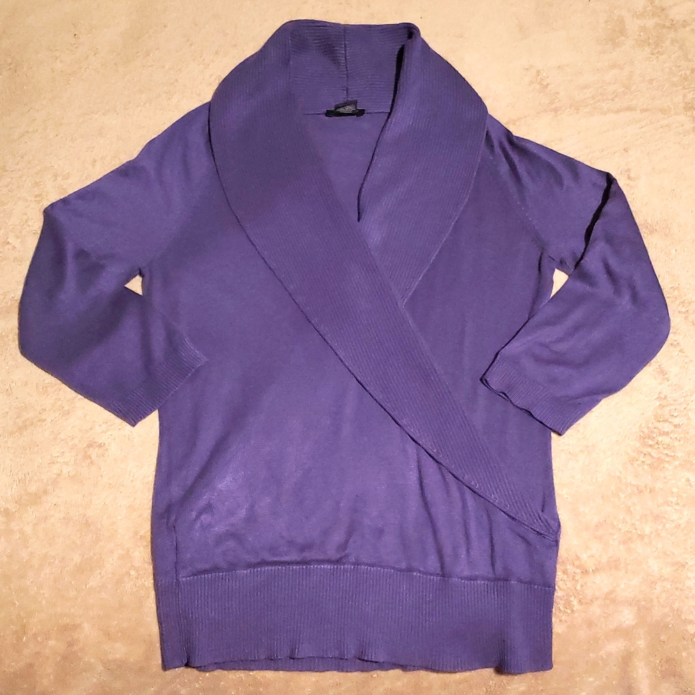Ann Taylor Sweater-S